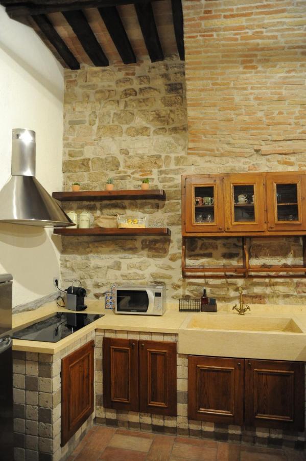 O Rosa Bella Appartamento Via Savelli Della Porta 24 Gubbio Exterior foto