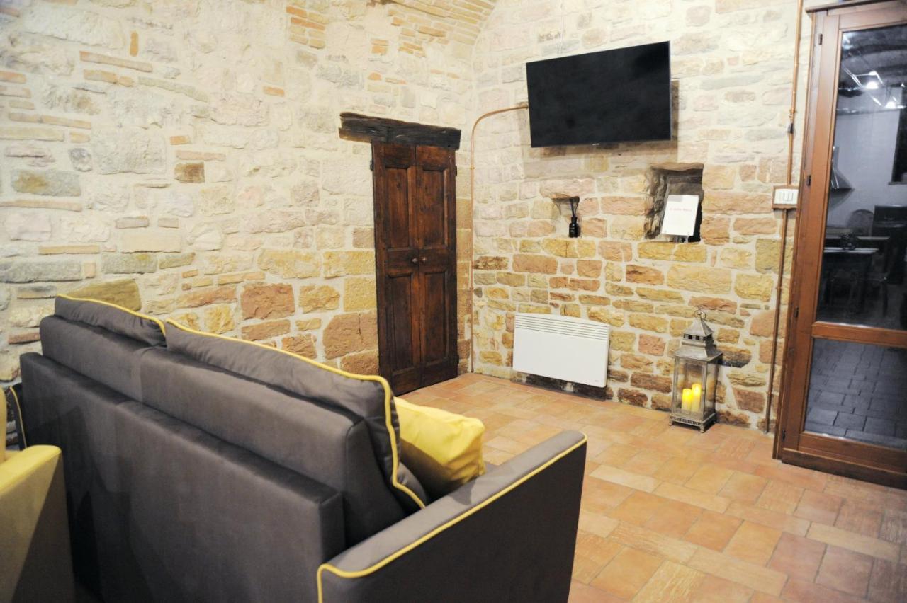 O Rosa Bella Appartamento Via Savelli Della Porta 24 Gubbio Exterior foto