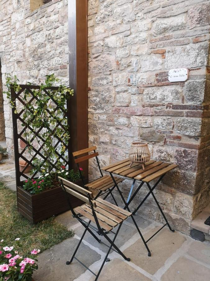 O Rosa Bella Appartamento Via Savelli Della Porta 24 Gubbio Exterior foto